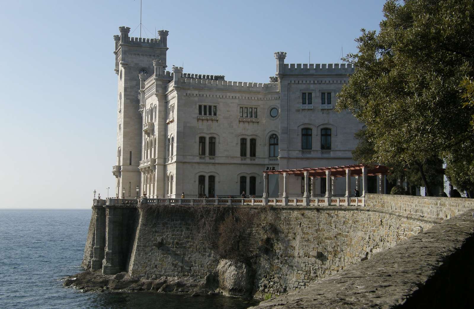 Castelul Miramare puzzle online