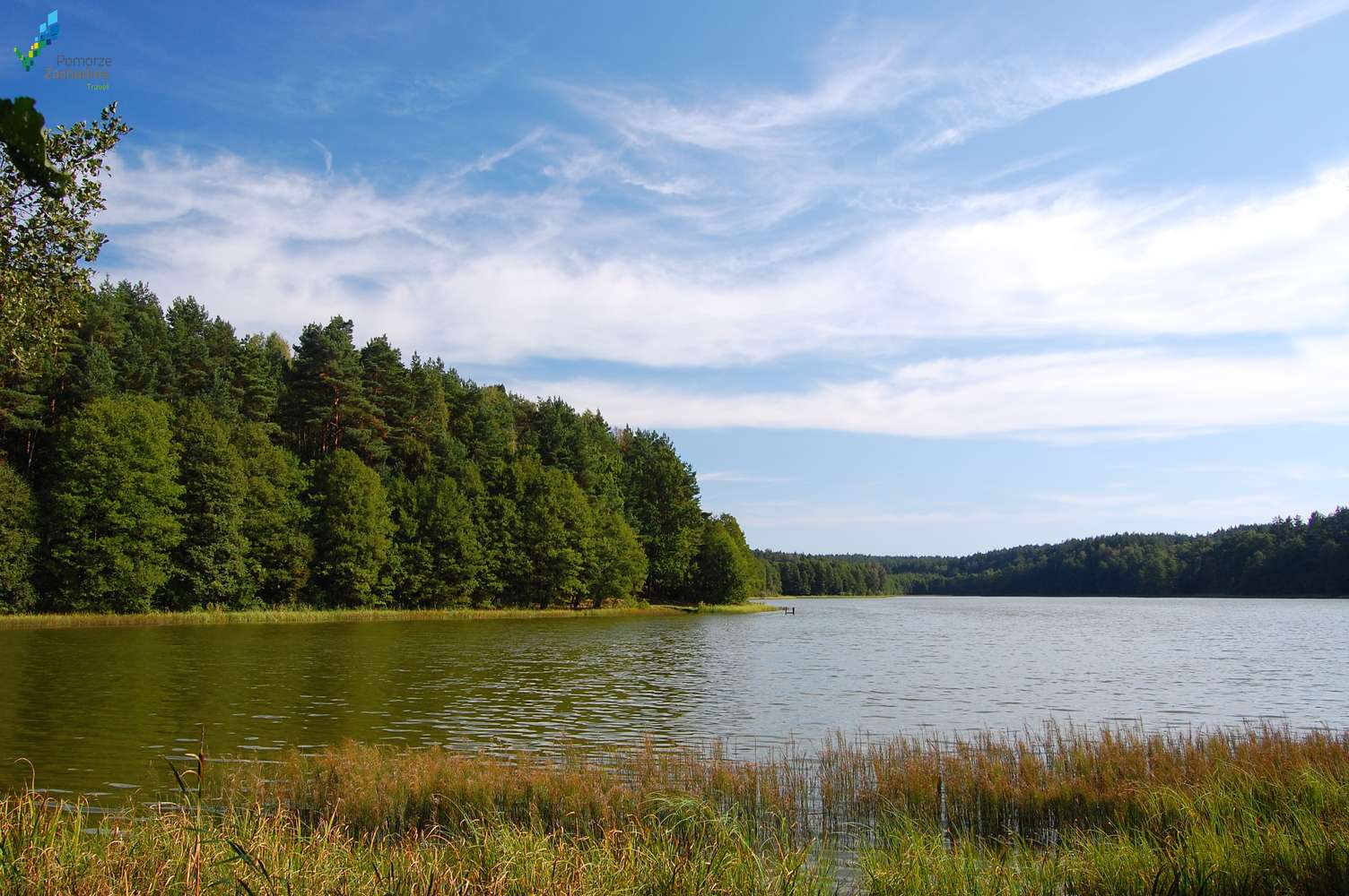 Un lac en Poméranie occidentale puzzle en ligne