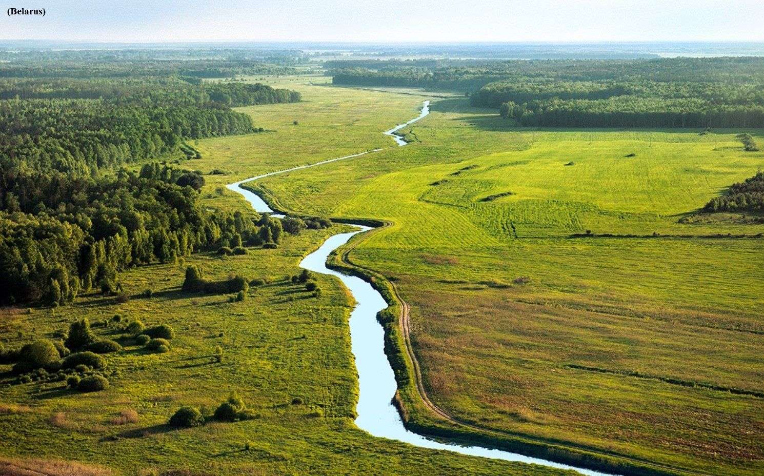 Ένα ποτάμι στη Λευκορωσία online παζλ