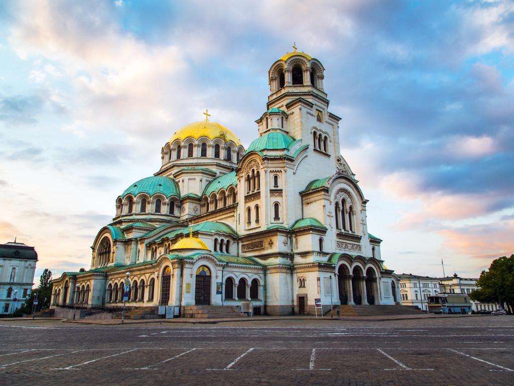 Sankt Alexander Nevskij tempel-monument pussel på nätet
