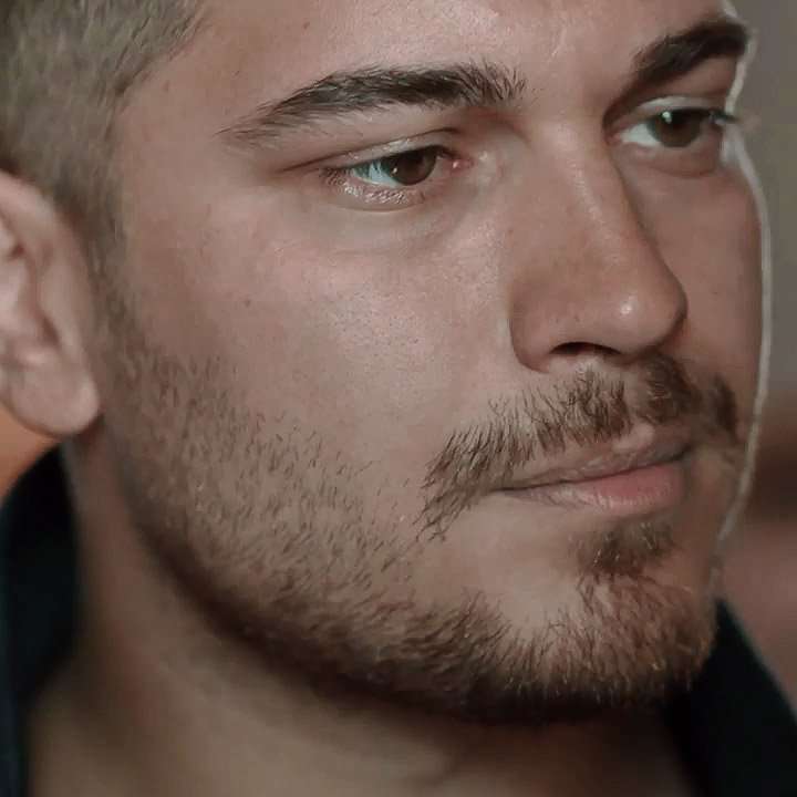 Cagatay Ulusoy legpuzzel online