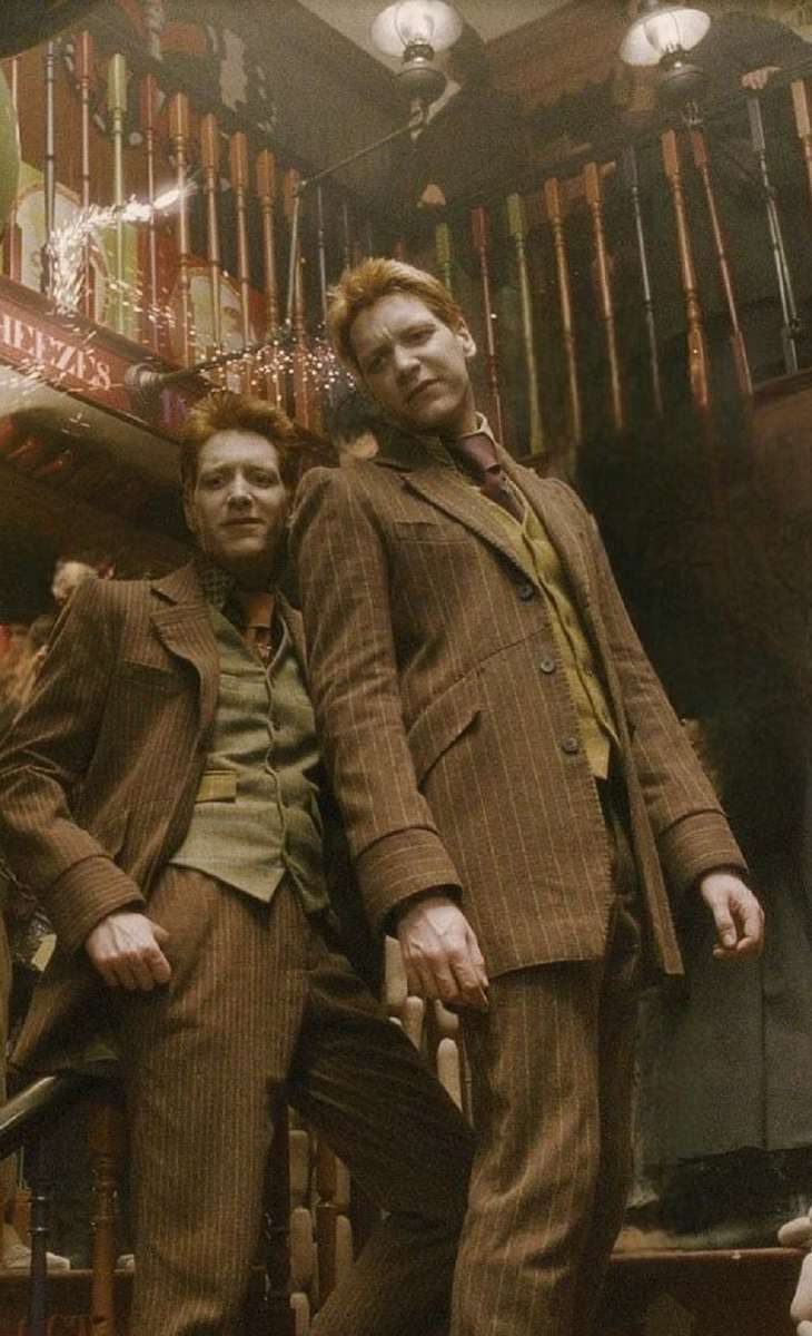 Fred a George Weasleyovi online puzzle