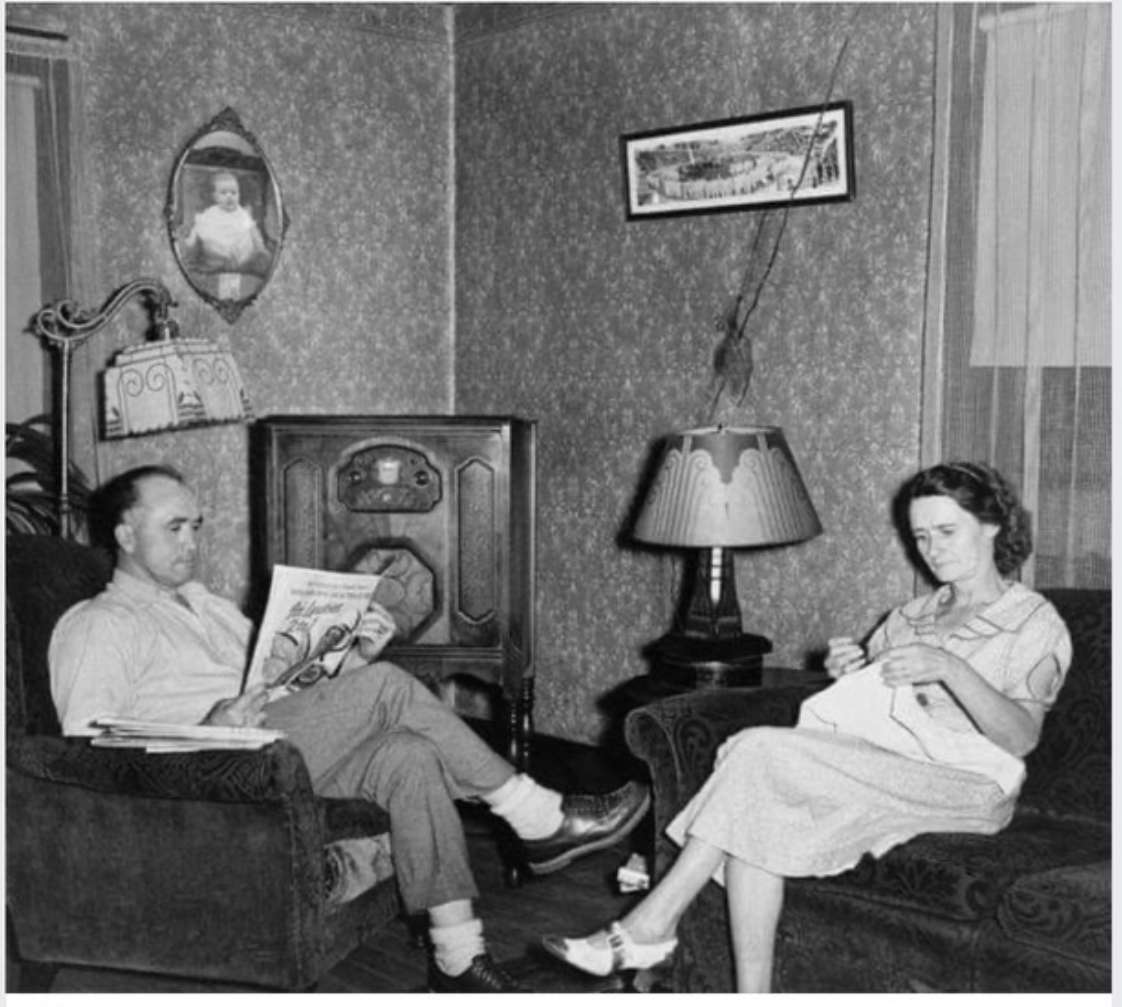Sala de estar confortável (1930). quebra-cabeças online