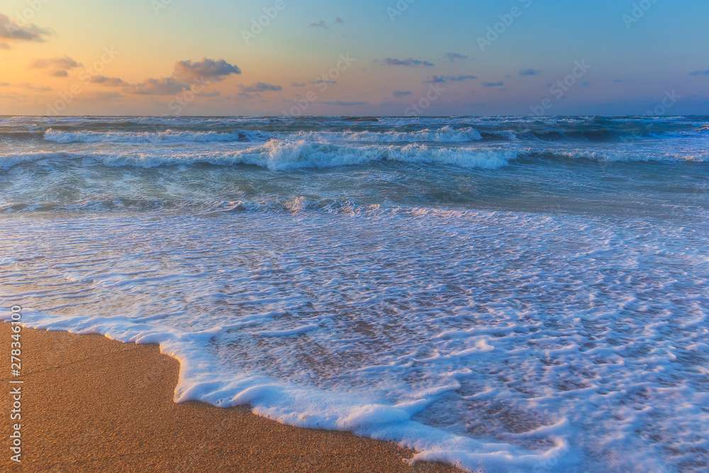 Mar Caspio - tramonto puzzle online