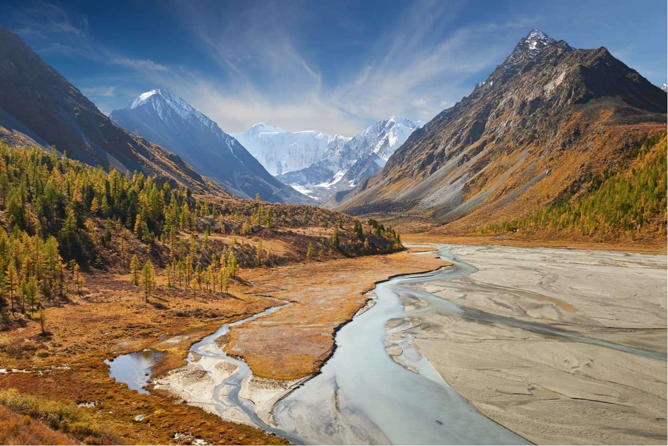 Βουνά Αλτάι στη Σιβηρία παζλ online