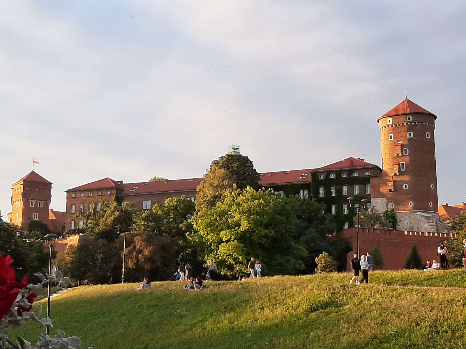 Wawel ensoleillé puzzle en ligne