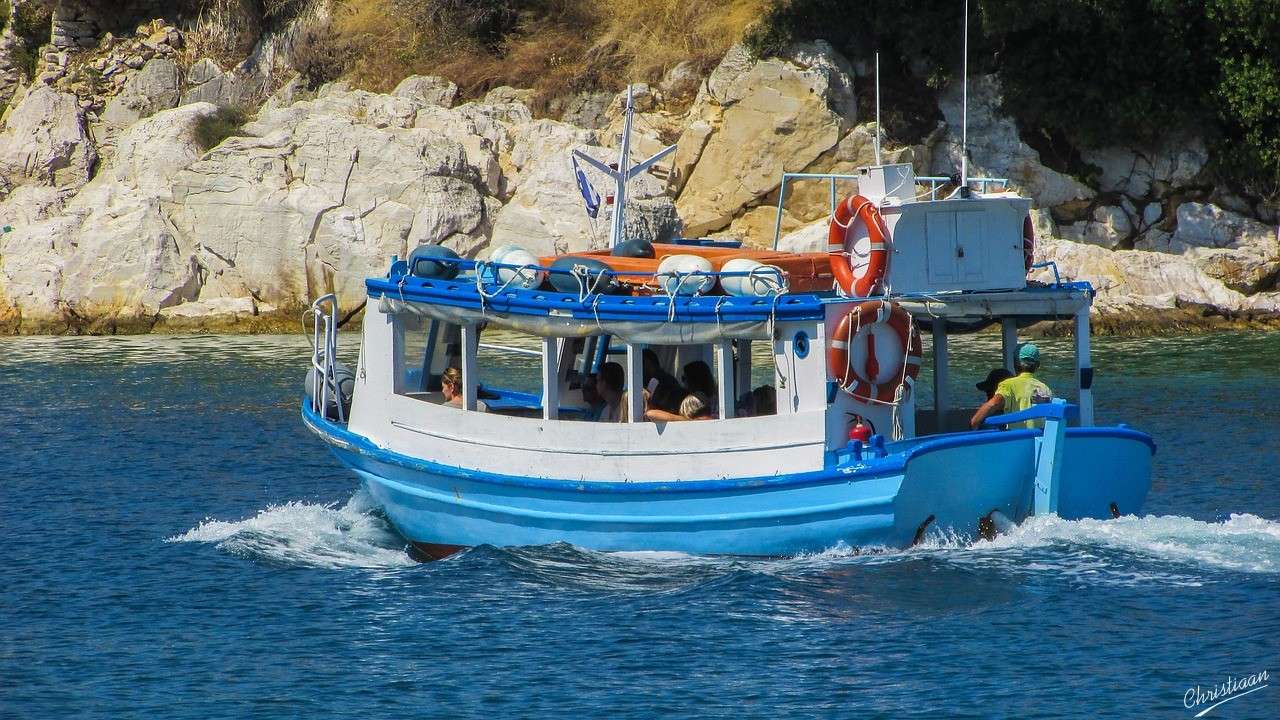 barco mar azul crucero el verano rompecabezas en línea