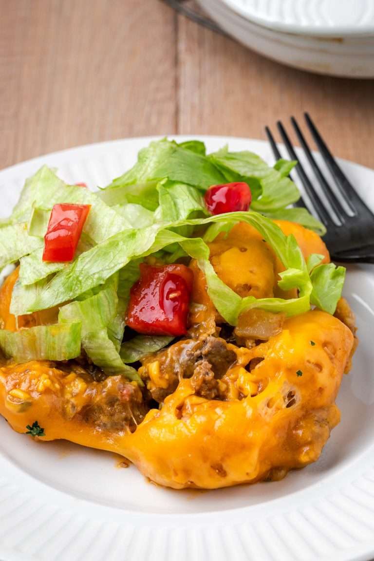 Cheeseburger Tater-Tot Casserole online puzzle