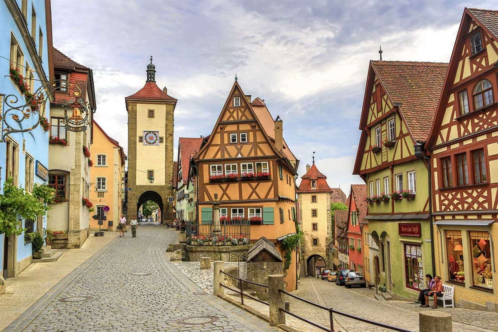 Rothenburg ob der Tauber, Germania jigsaw puzzle online