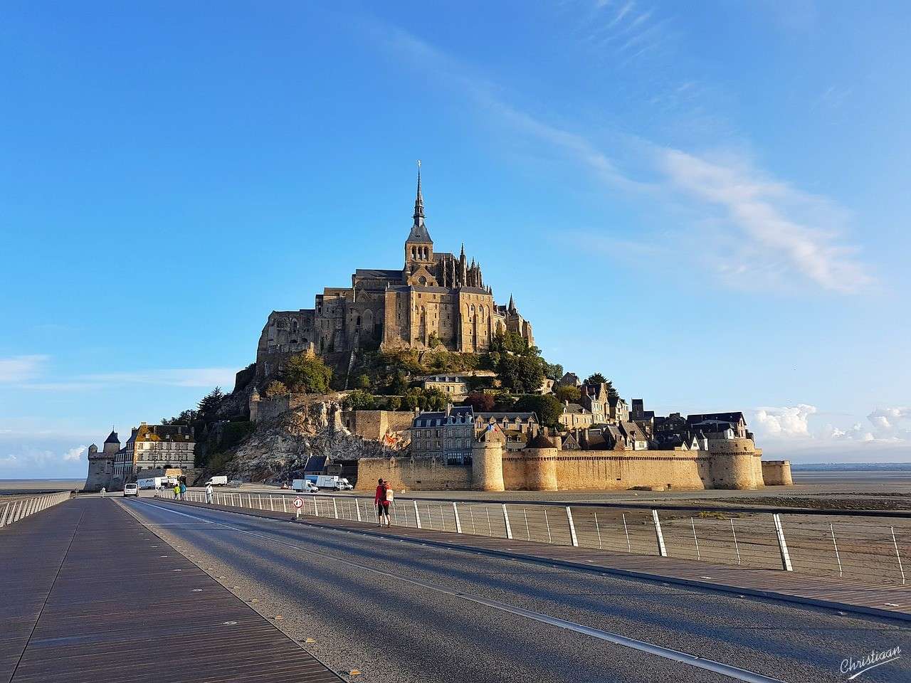 Mont saint michel, kastély, falu online puzzle