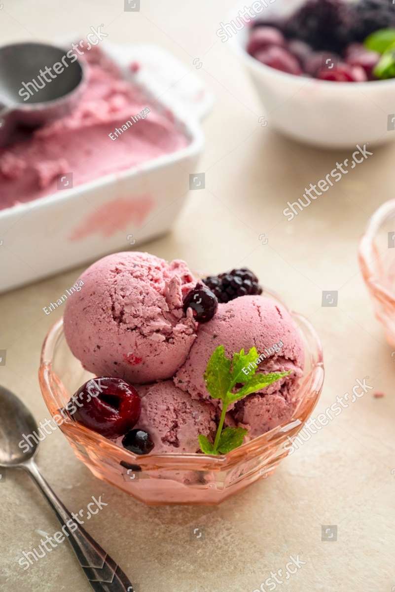 Forest fruit flavored ice cream jigsaw puzzle online