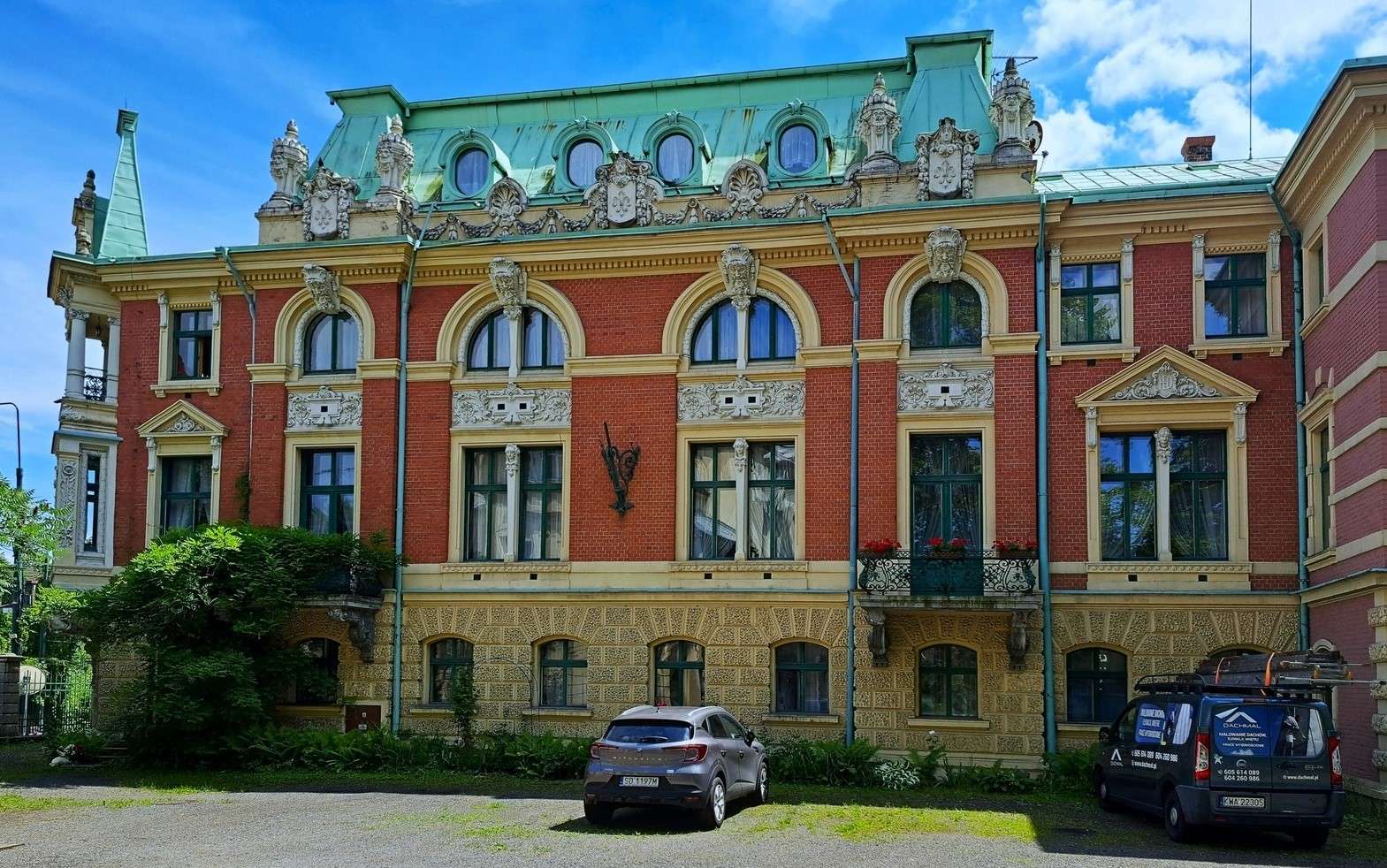 Dietl Palace in Sosnowiec jigsaw puzzle online