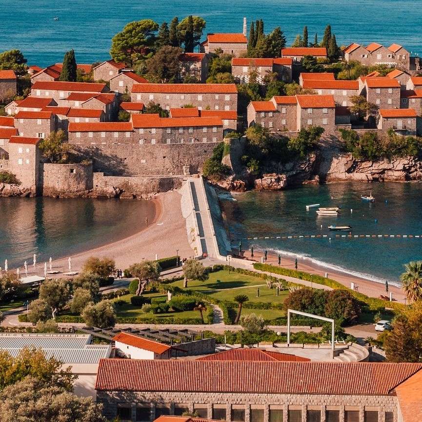 Saint Stephen's Island i Montenegro pussel på nätet