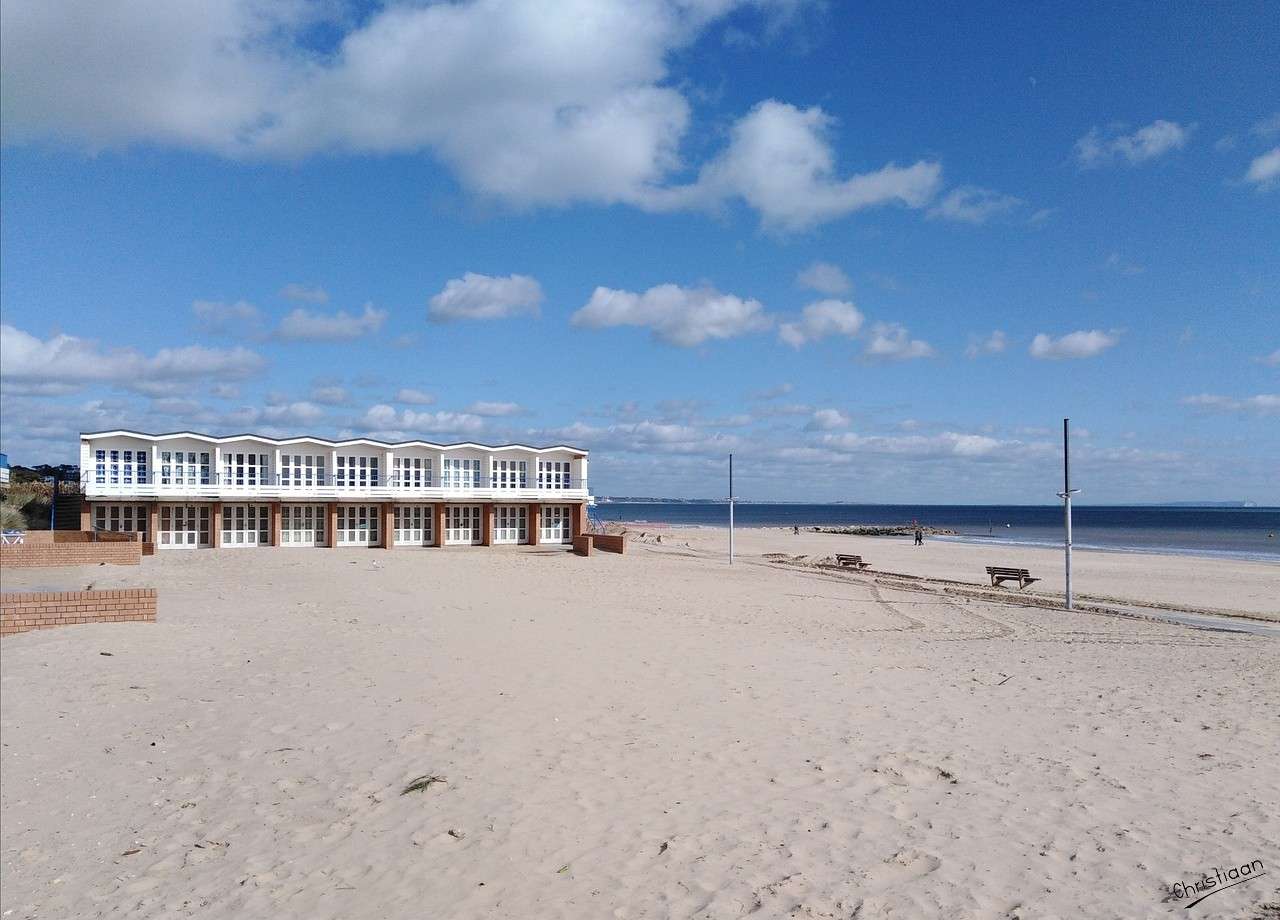 Sandbanks, Dorset, Anglie. skládačky online