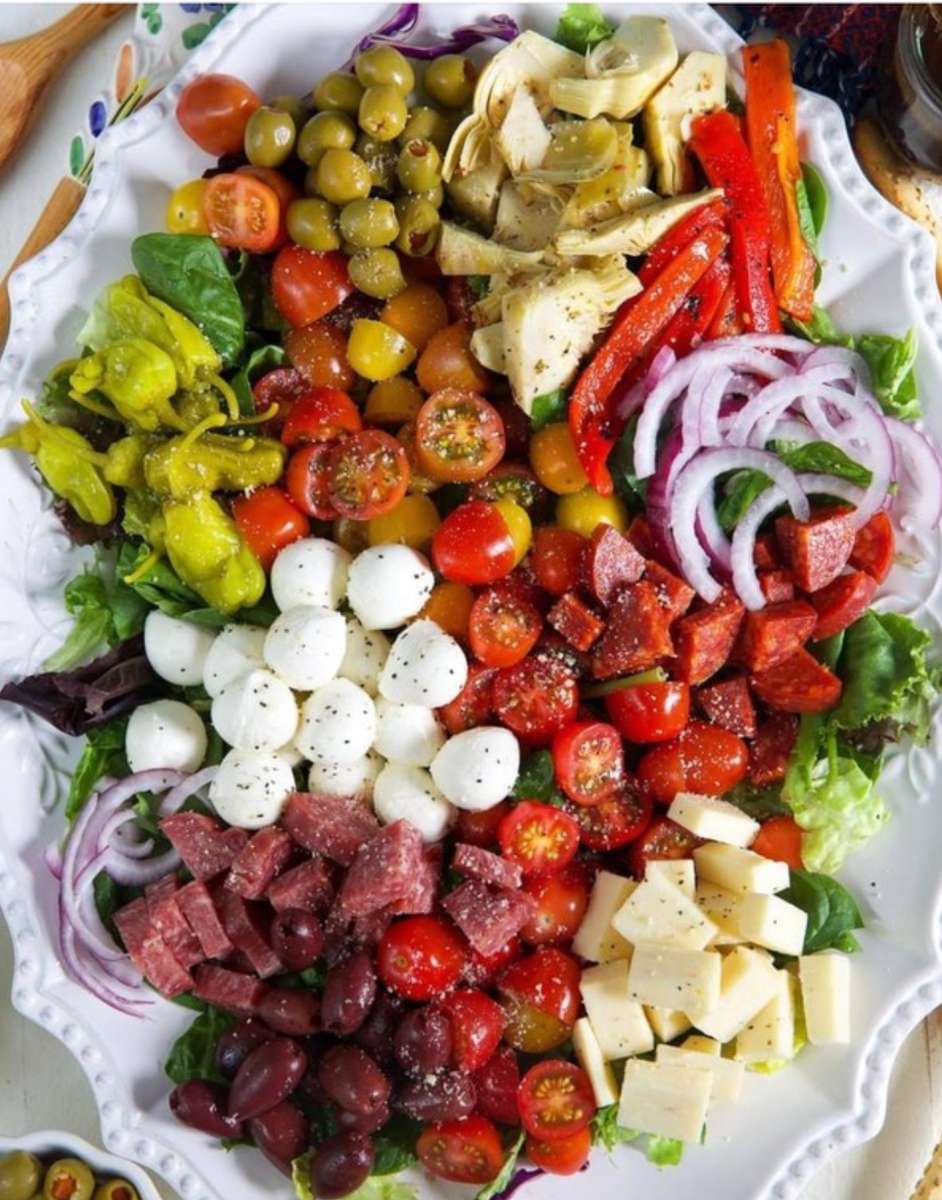 Den bästa Antipasto-salladen någonsin! pussel på nätet