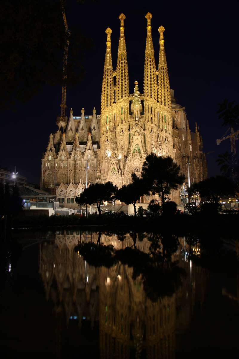 Sagrada familia 2012 jigsaw puzzle online