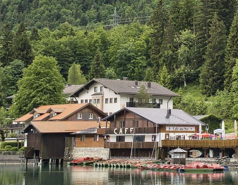 Huizen aan de Walchensee legpuzzel online