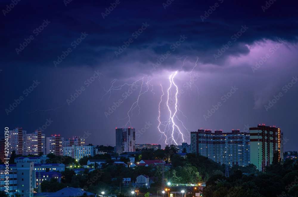 Tormenta en Kiev Ucrania rompecabezas en línea