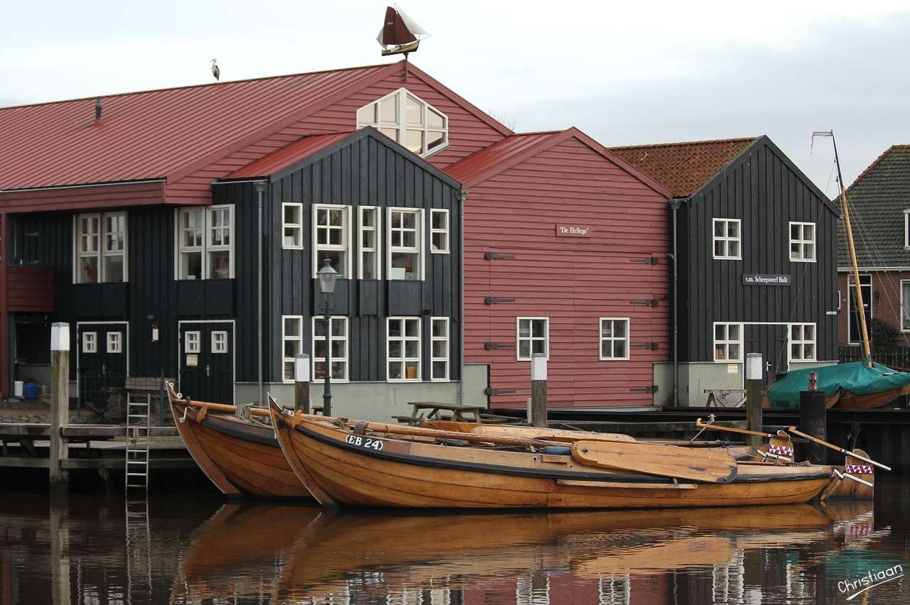 Edifícios, barcos, porto, fortaleza. quebra-cabeças online