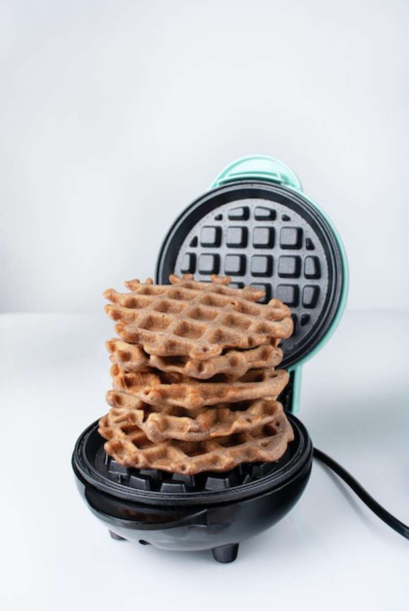 Wafelijzer met wafels legpuzzel online