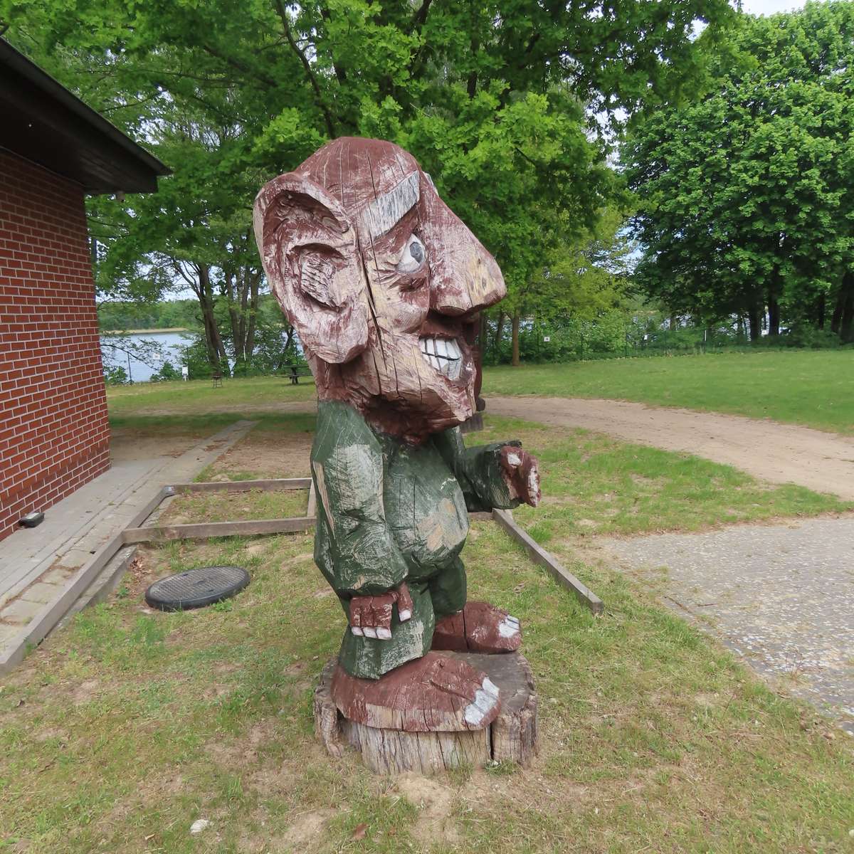 Skulptur av djävulen Pussel online