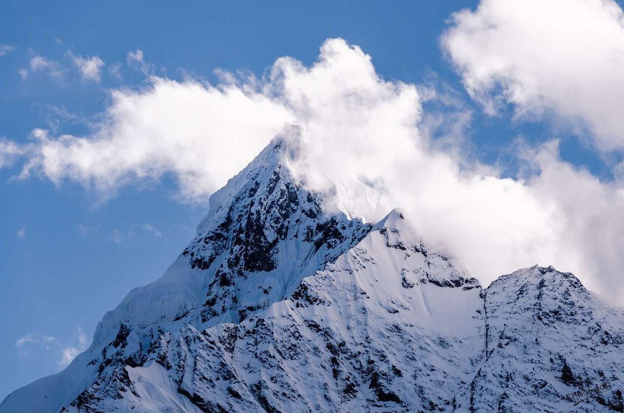 Berg, toppmöte, snöberg. Pussel online