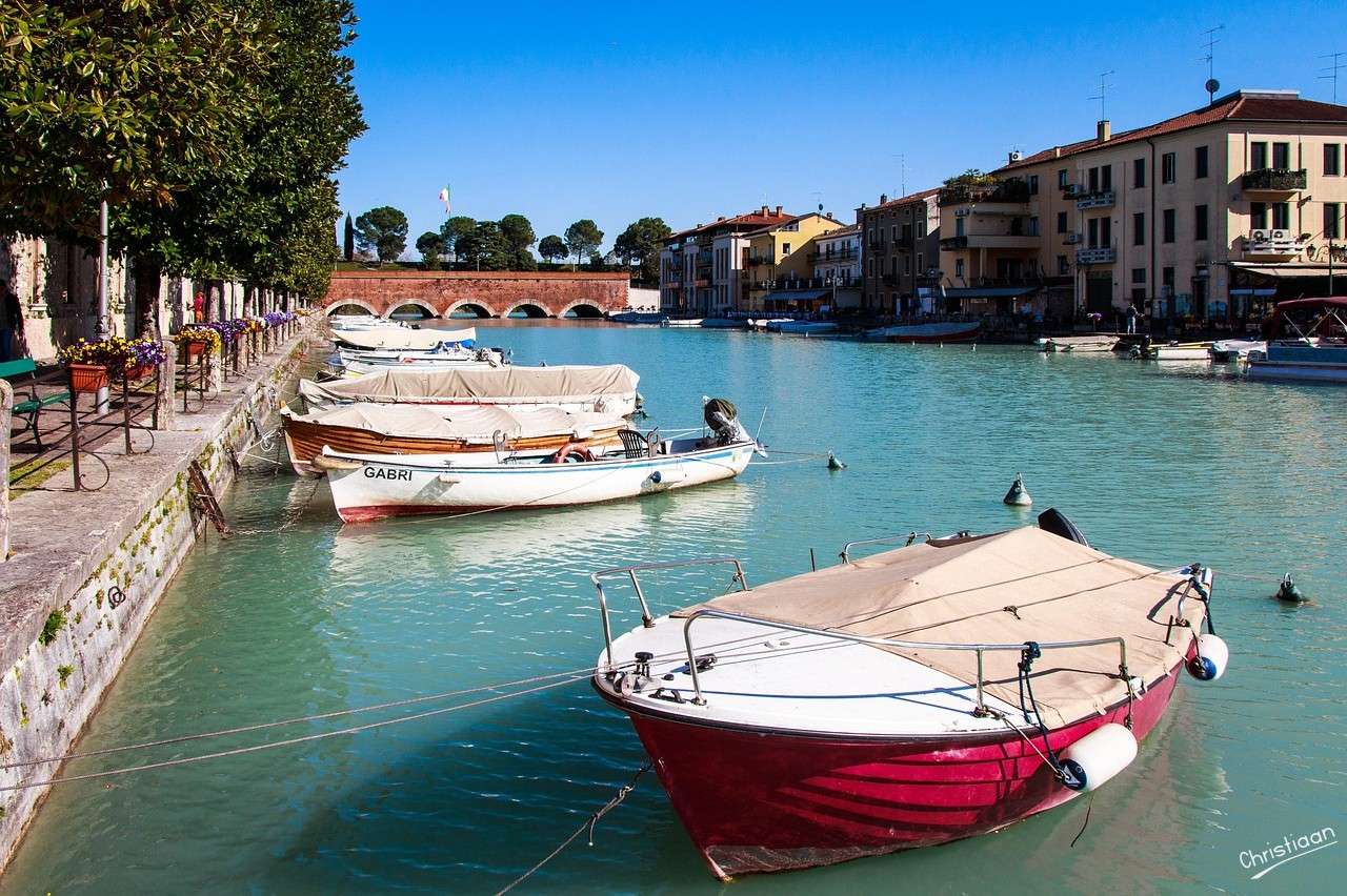 Boot, Haven, Peschiera del garda. legpuzzel online