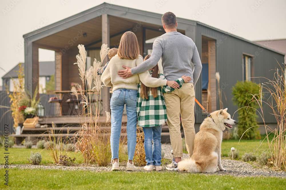 Familie cu un câine puzzle online