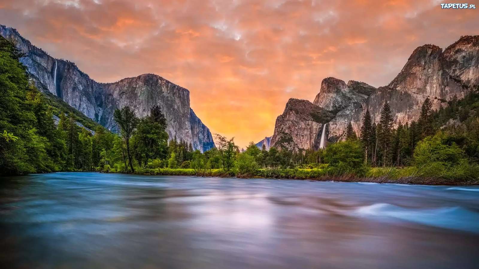 Yosemite Valley, Kalifornia, USA online puzzle