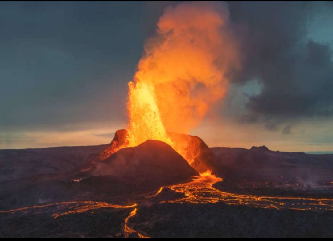 アイスランドの噴火火山 ジグソーパズルオンライン