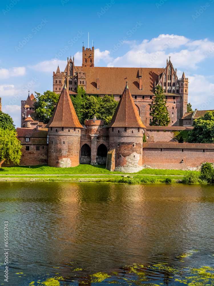 Castelo de Malbork quebra-cabeças online