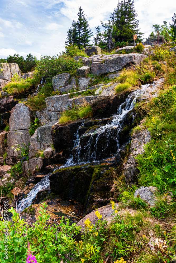 Pancava waterfall, Karkonosze, Czech Republic online puzzle