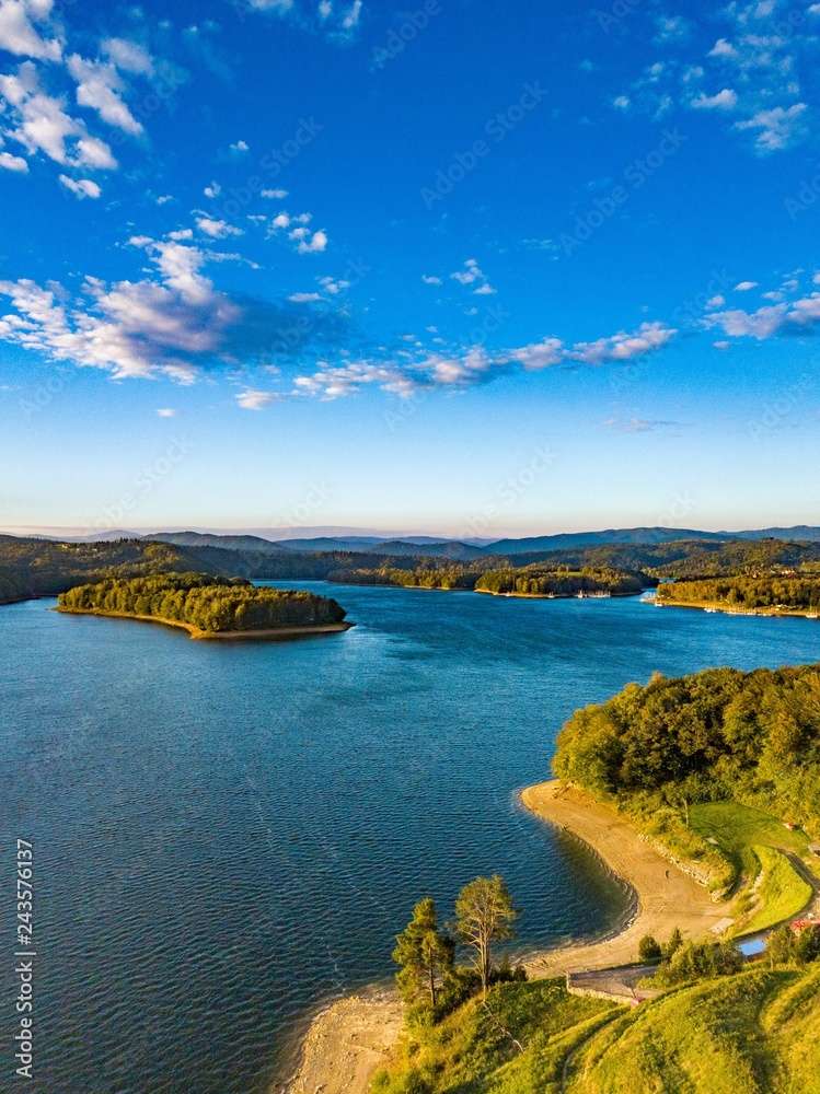 Lacul Solina, Polonia jigsaw puzzle online