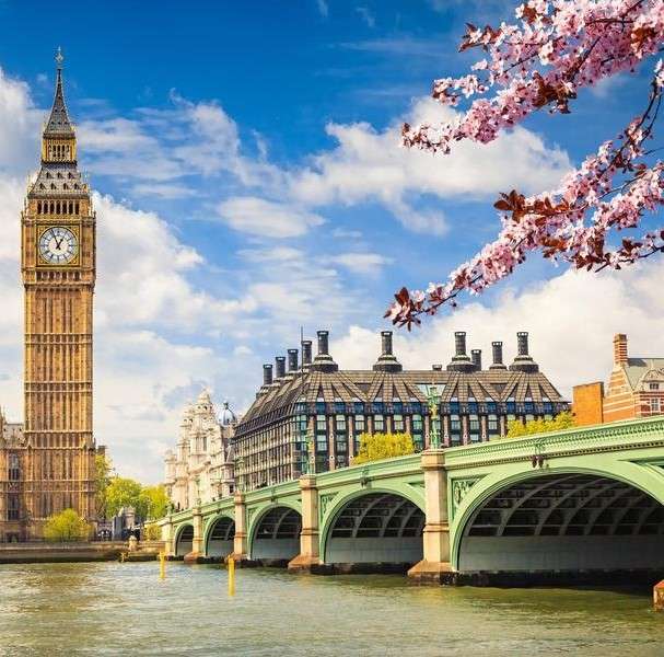 Beautiful landmarks of London jigsaw puzzle online