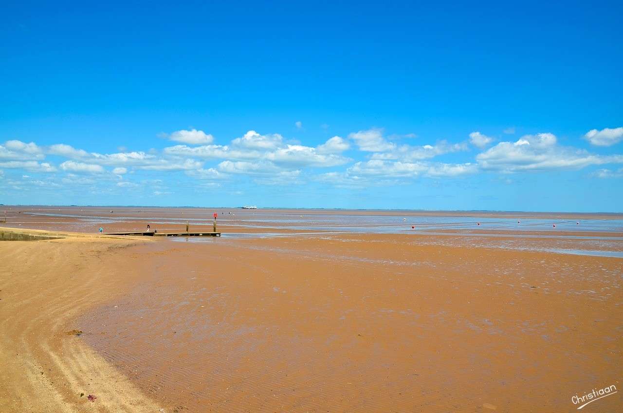 Strand, himmel, hav. pussel på nätet