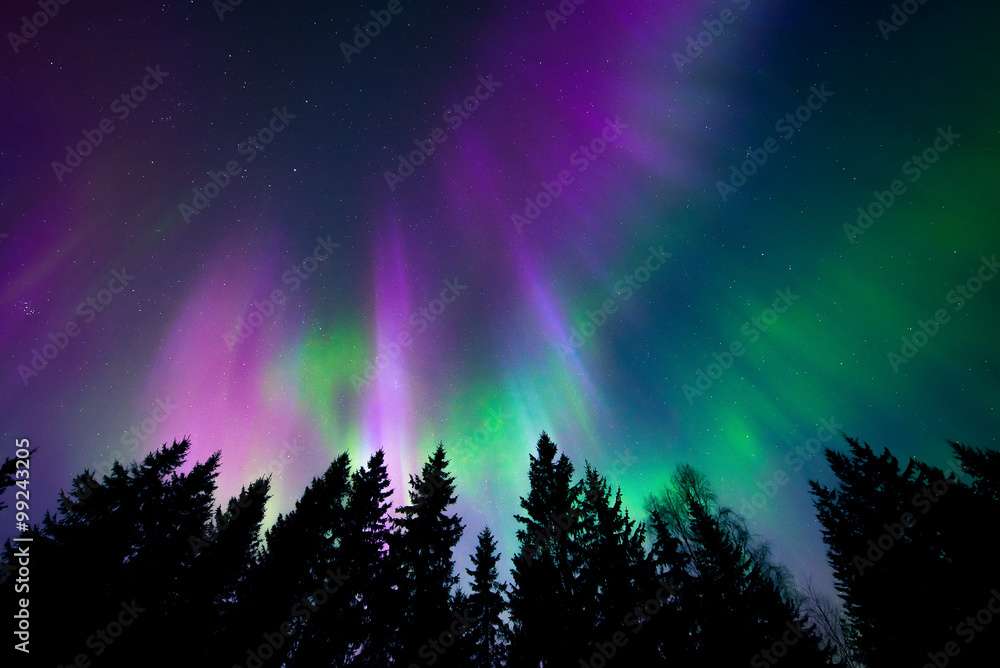 Aurora boreale colorata puzzle online