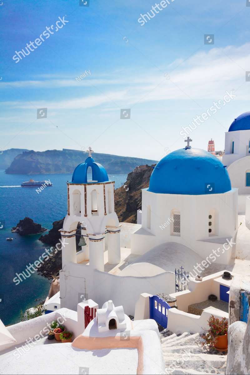 Griechisch-orthodoxe Kirche in Oia, Santorin, Griechenland Online-Puzzle