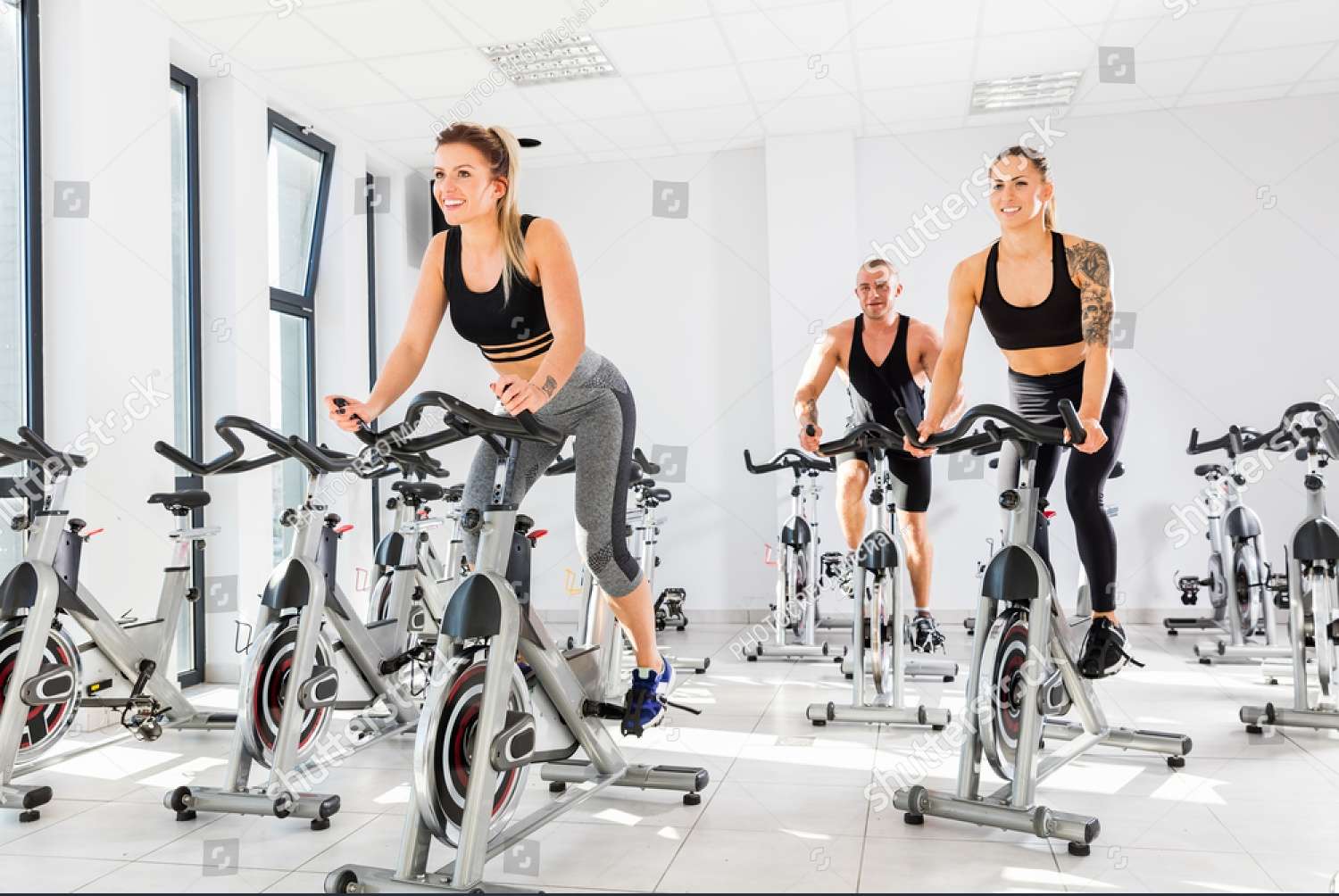 Esercizi con la bicicletta in palestra puzzle online