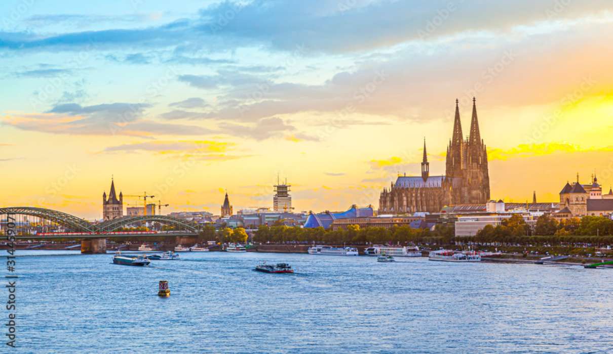 Sonnenuntergang über der Stadt Köln Deutschland Online-Puzzle