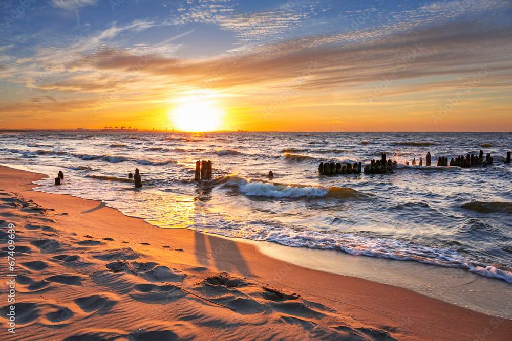 Sunset over the Baltic Sea jigsaw puzzle online