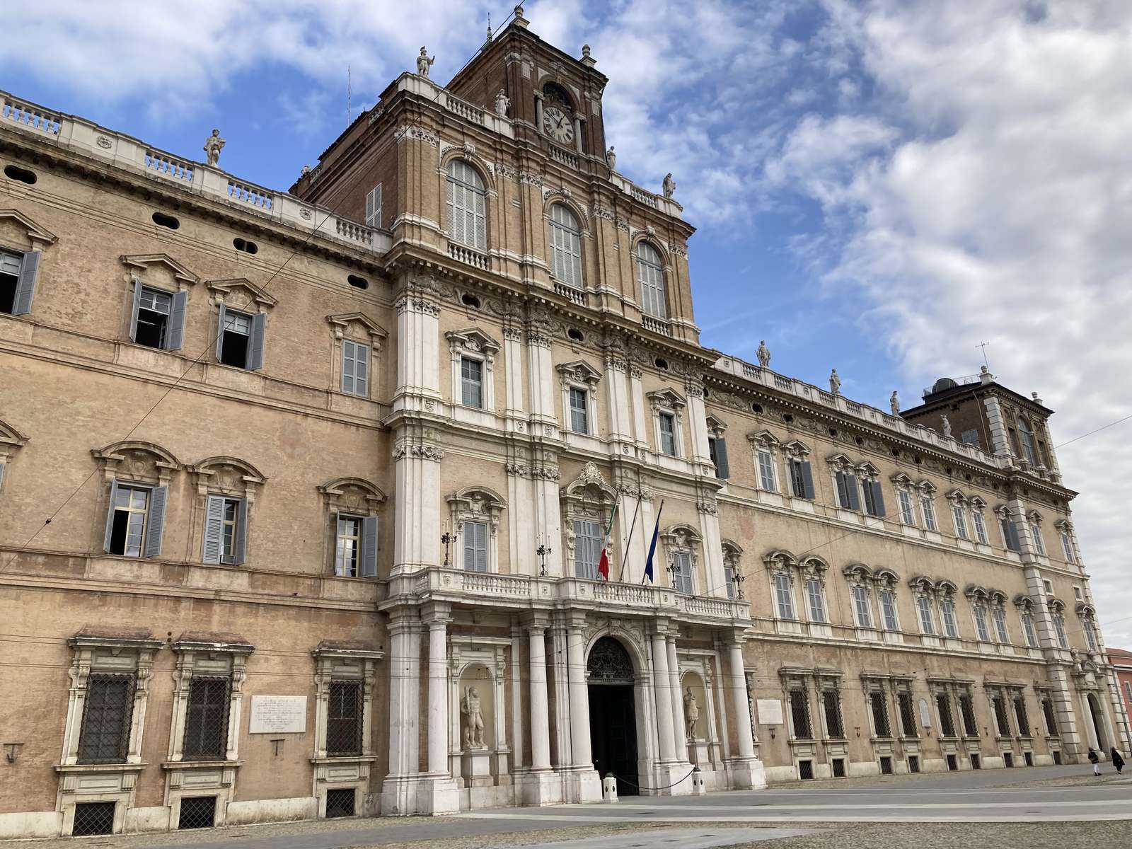 Modena Palazzo Ducale online puzzle