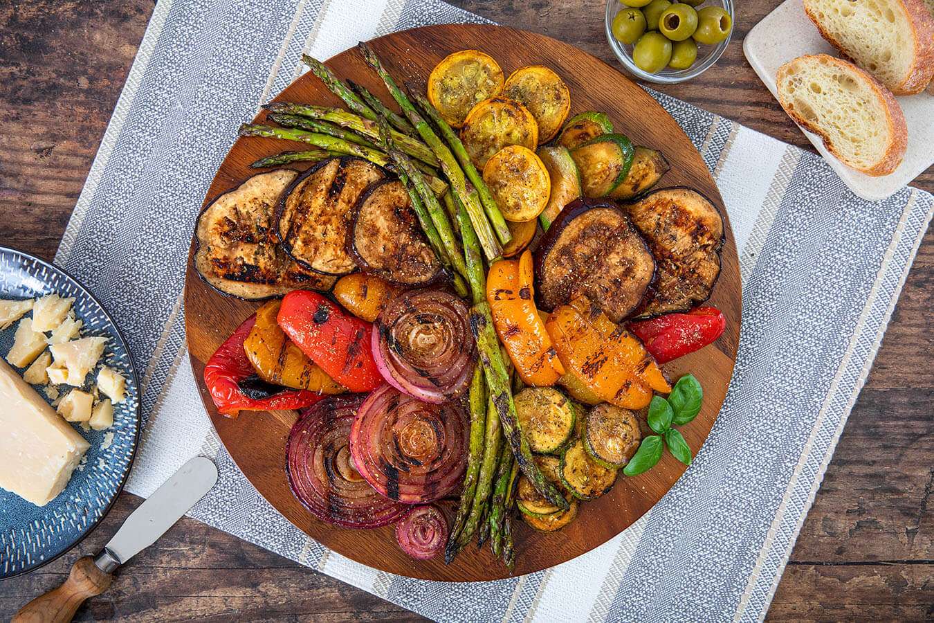 Assiette de légumes mélangés grillés puzzle en ligne