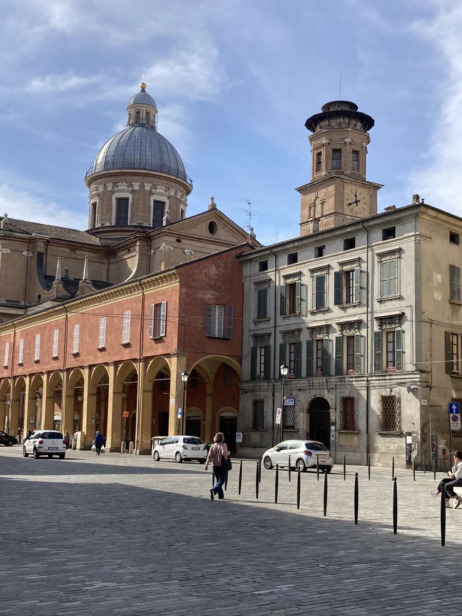 Piazza Gioberti Reggio nell'Emilia puzzle online