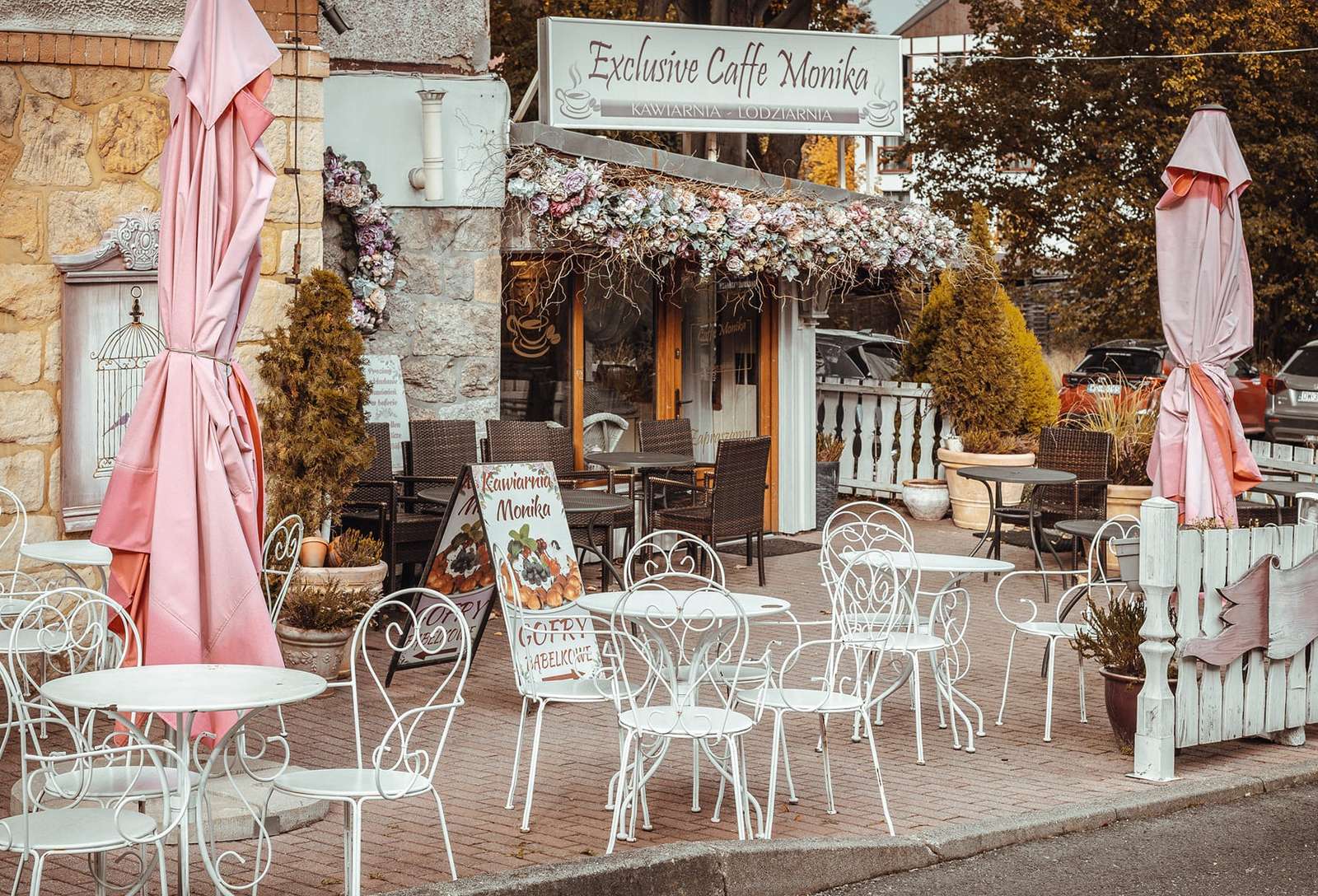 Una cafetería en Świeradów rompecabezas en línea