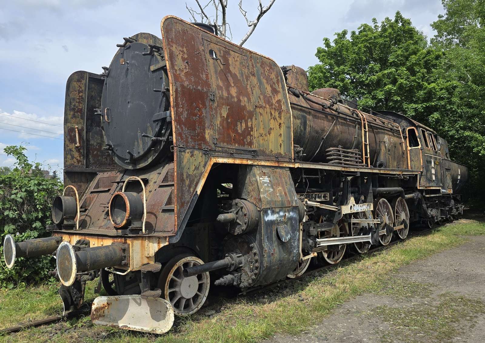 Locomotora de vapor en una vía muerta en Ostrów Wlkp. rompecabezas en línea