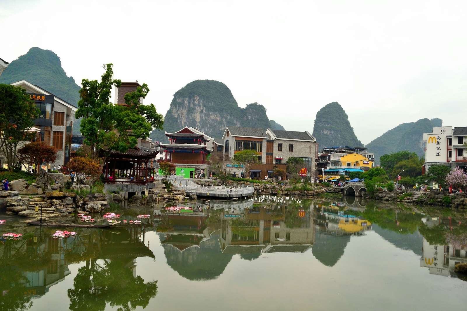 Yangshuo, Guilin, Guangxi, China puzzle online