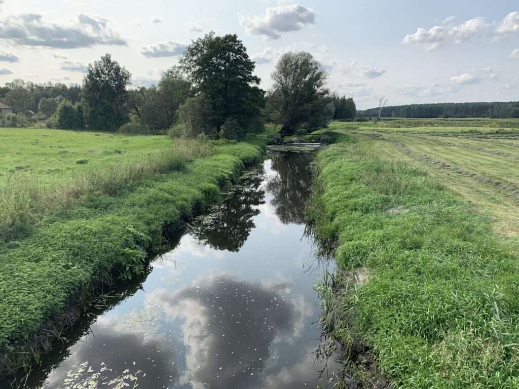 En flod i östra Polen pussel på nätet