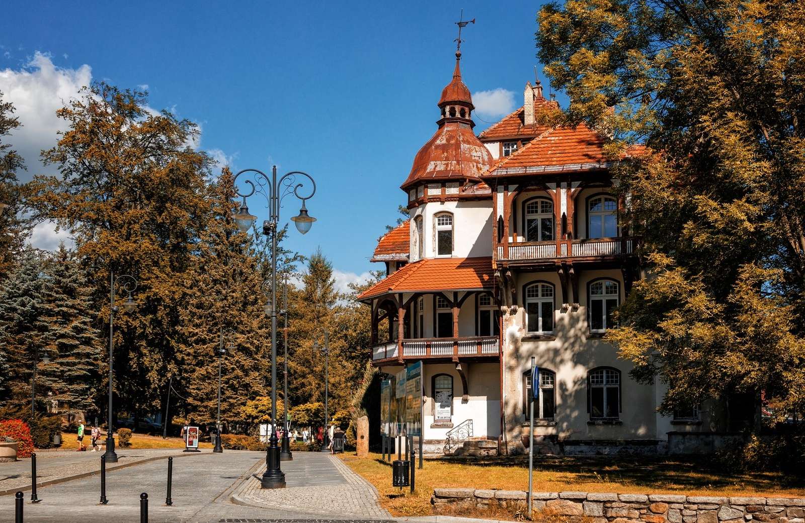 Golden autumn in Świeradów jigsaw puzzle online