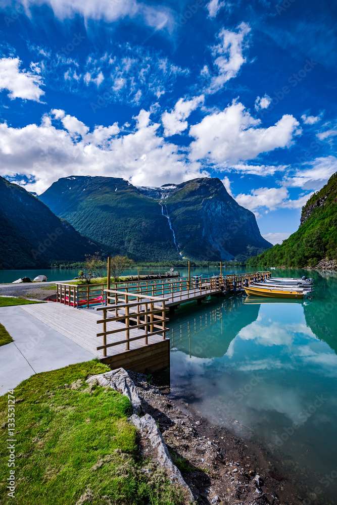 Lago en Noruega rompecabezas en línea