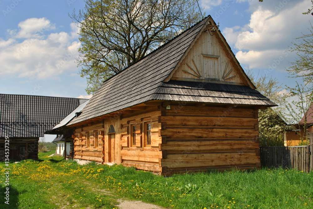 Дерев'яний будинок в Підгаллі пазл онлайн